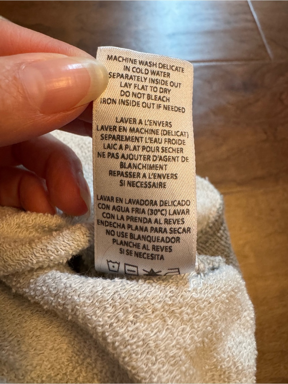 n:Philanthropy Montreal Merci Frayed Sweatshirt - Picture 8 of 9